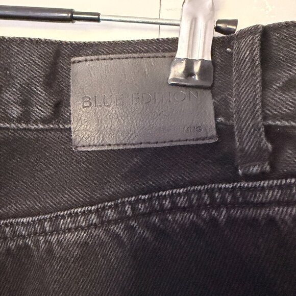 Mango MNG Black High Rise Distressed Straight Leg Jeans  Size 6 / EU 38 - Picture 8 of 9